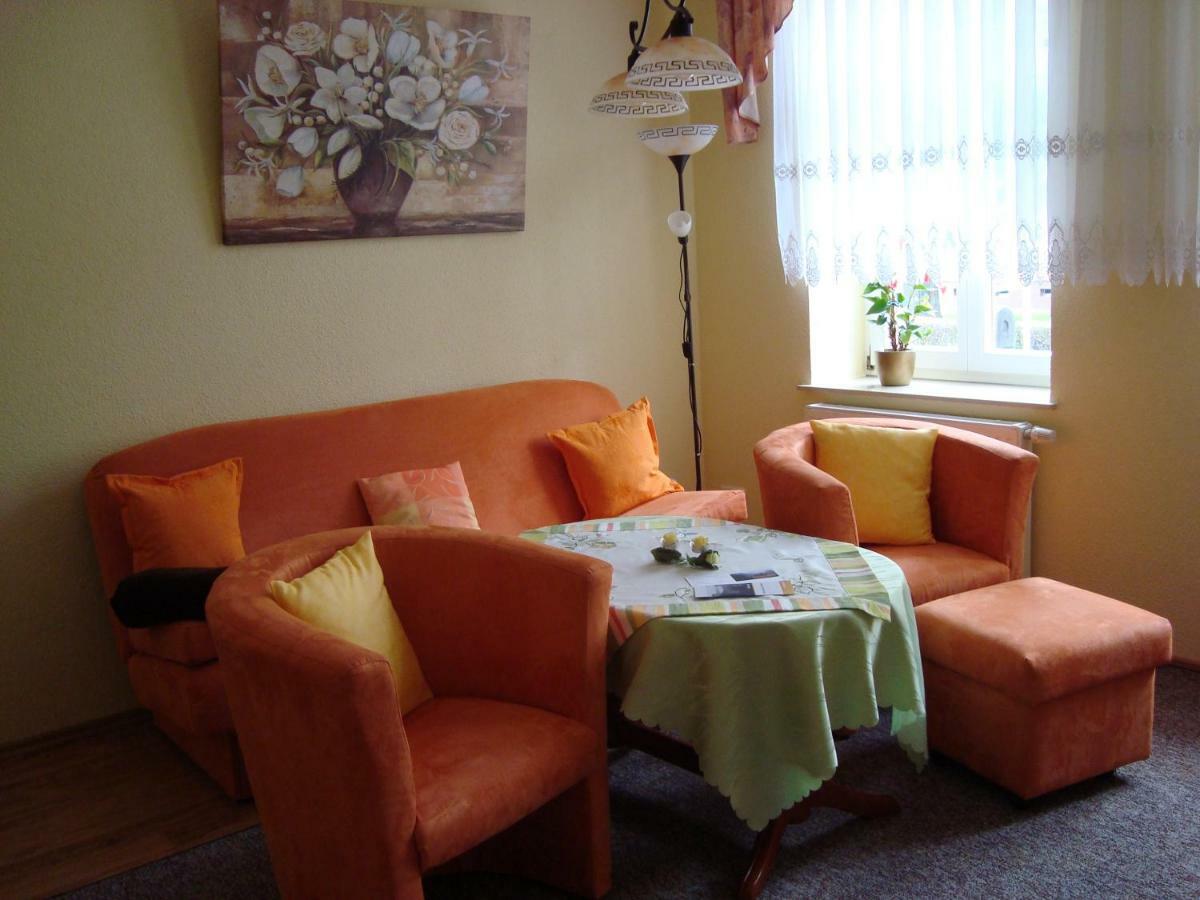 Ferienwohnung Kriedel 바트샨다우 외부 사진
